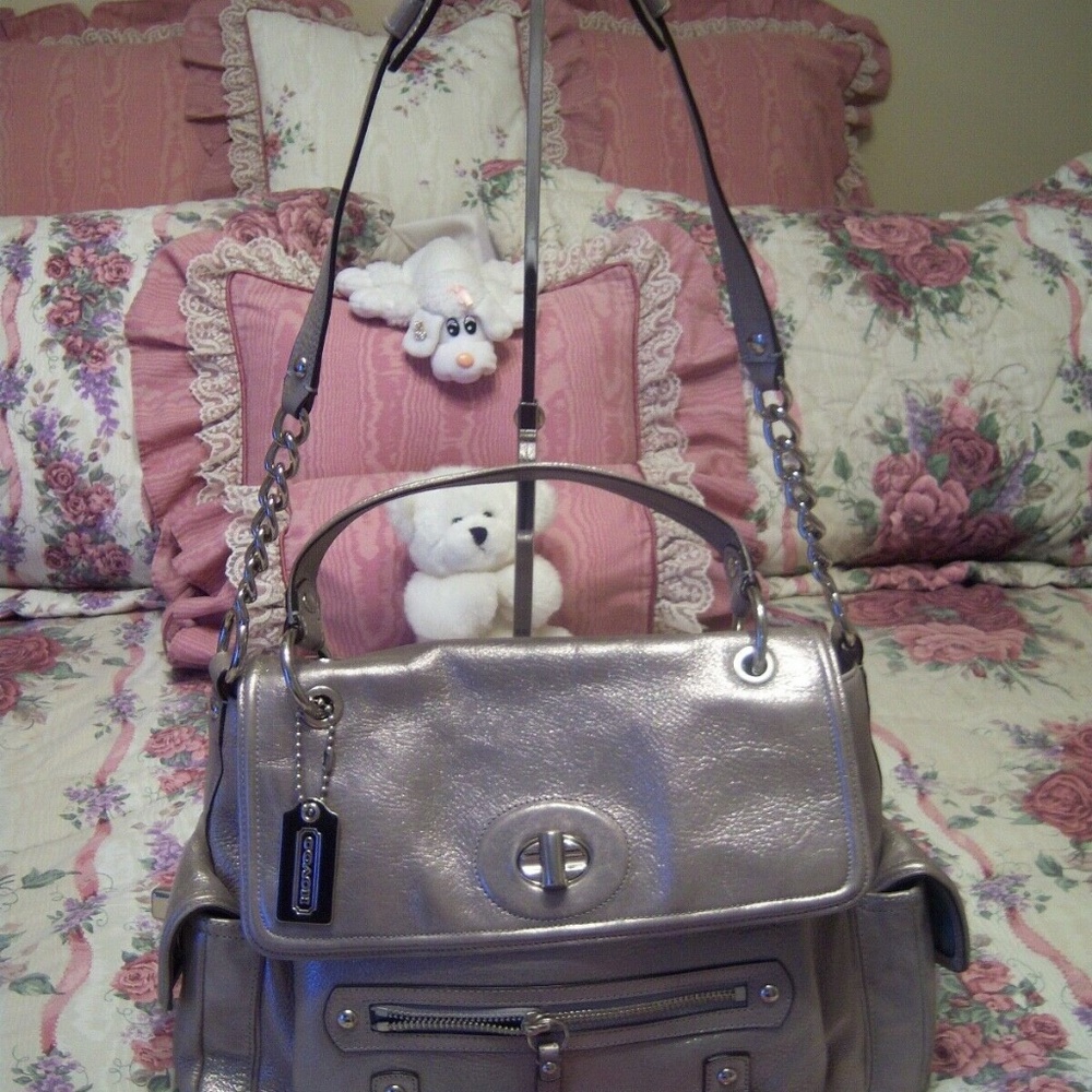 COACH HANDBAG SYDNEY #14616 SILVER METALLIC